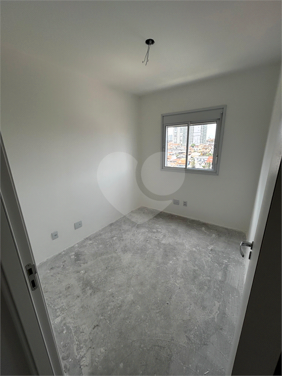 APARTAMENTO em VILA ROSÁLIA