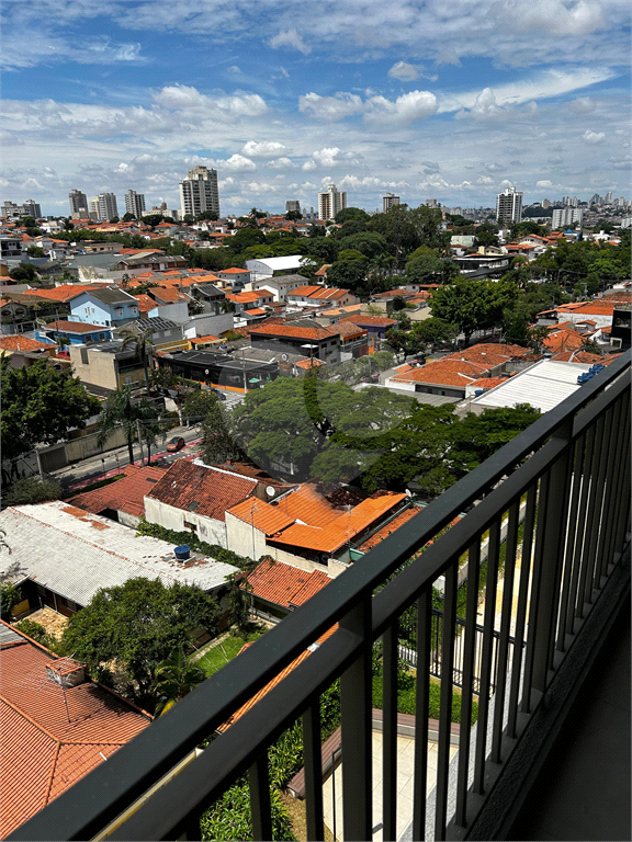 APARTAMENTO em VILA ROSÁLIA