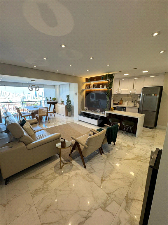 Apartamento à Venda no Tremembé: 82 m² de Conforto e Lazer Completo
