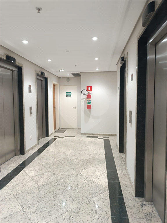  Sala comercial  á  venda no Ed Brasília Tower!! 