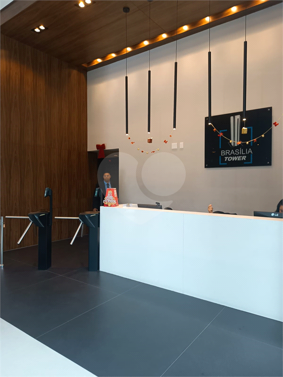  Sala comercial  á  venda no Ed Brasília Tower!! 