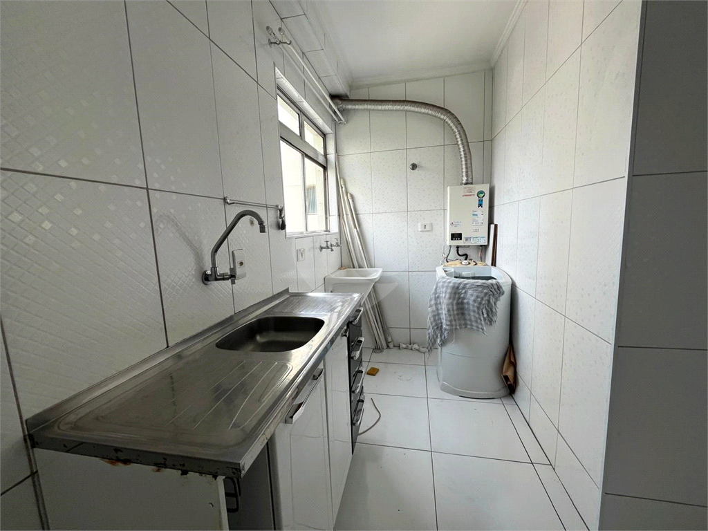 Apartamento à venda com 2 quartos, 50m² - Foto 12