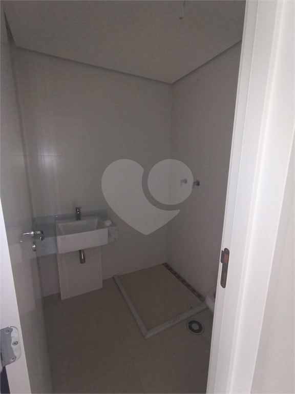 
Apartamento à Venda Condomínio Village de France