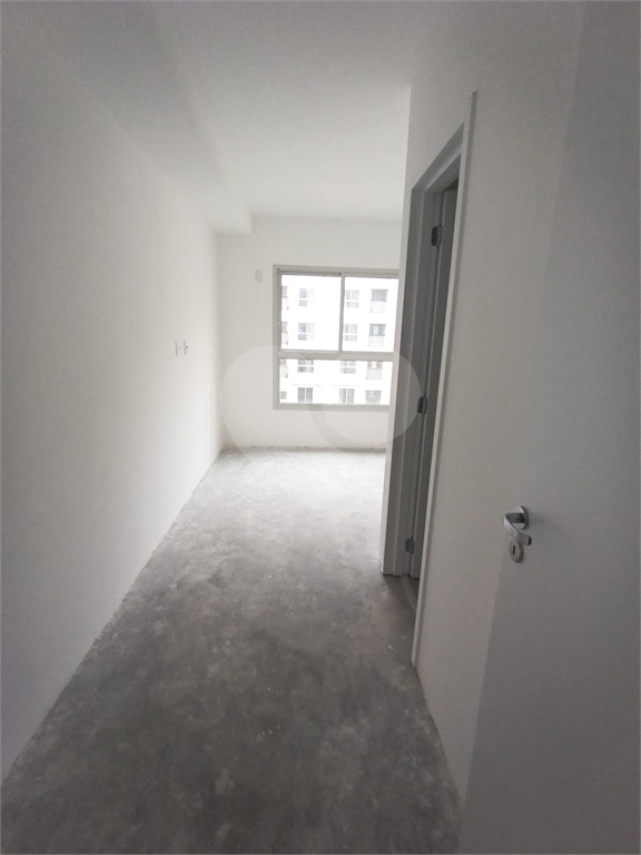 
Apartamento à Venda Condomínio Village de France