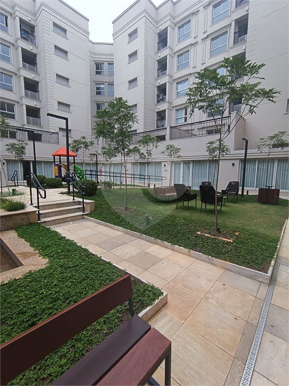 
Apartamento à Venda Condomínio Village de France