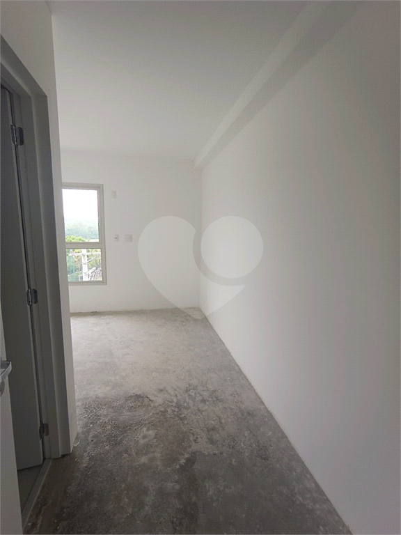
Apartamento à Venda Condomínio Village de France