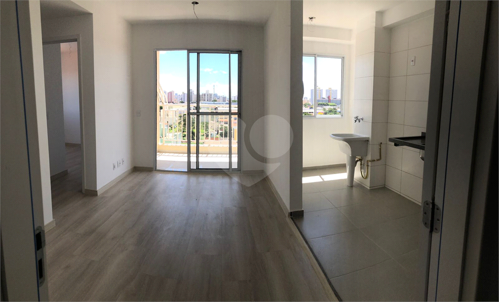 Apartamento à venda com 2 quartos, 46m² - Foto 1