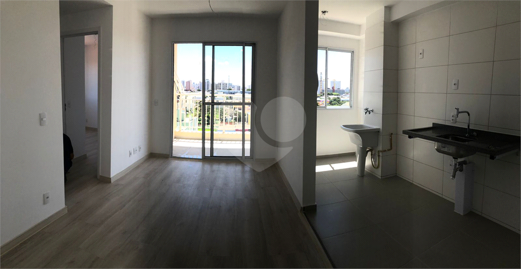 Apartamento à venda com 2 quartos, 46m² - Foto 3