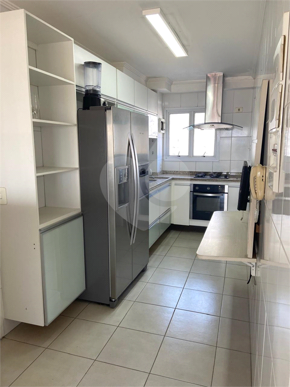 Apartamento com varanda gourmet à venda no Centro de Santo André