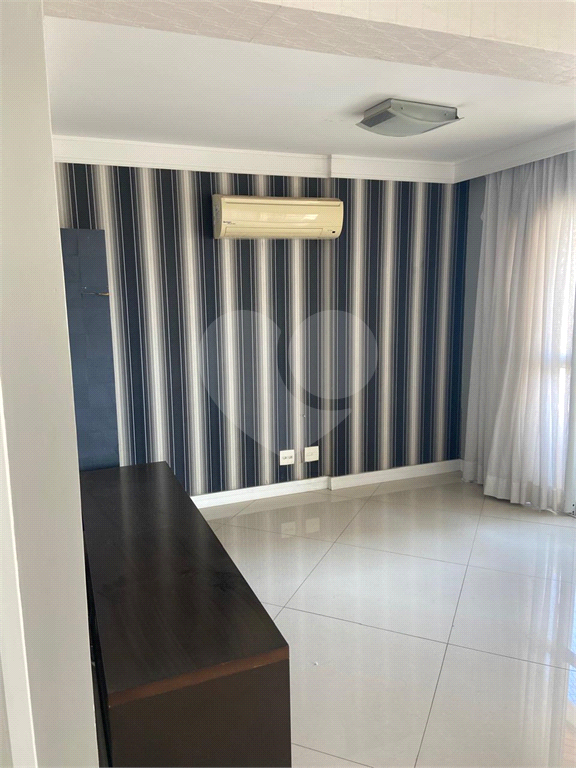 Apartamento com varanda gourmet à venda no Centro de Santo André