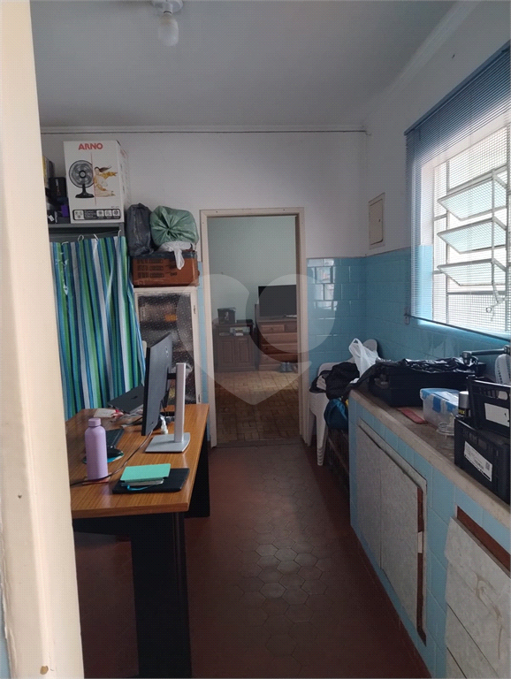 Trata-se de uma casa térrea com espaços amplos em todos os ambientes!