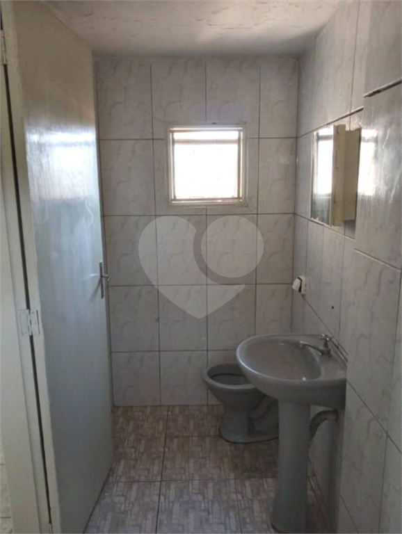 Casa à venda com 3 quartos, 100m² - Foto 11