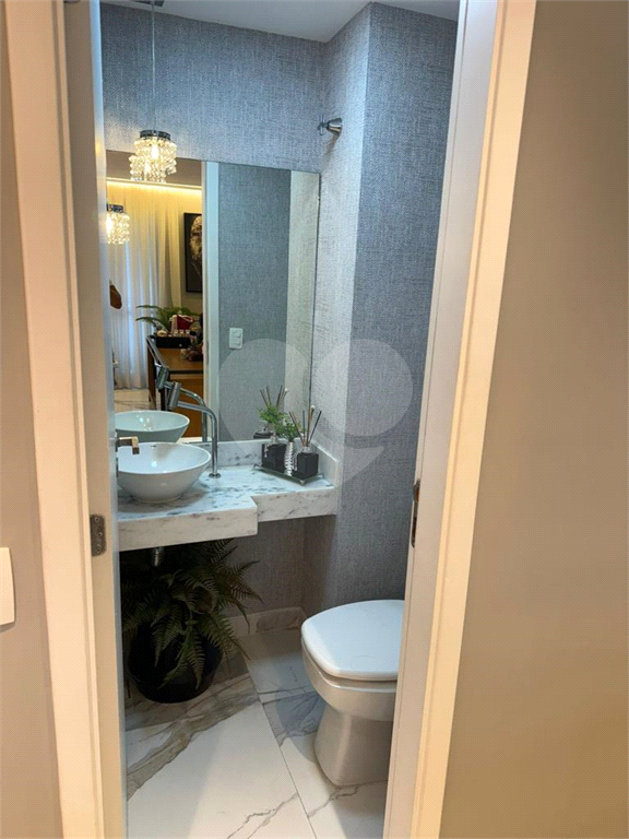 Apartamento com varanda gourmet à venda no Centro de Santo André