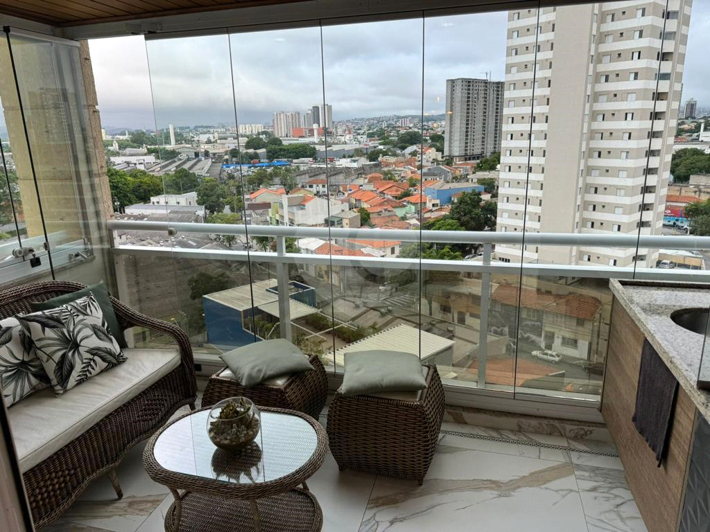 Apartamento com varanda gourmet à venda no Centro de Santo André