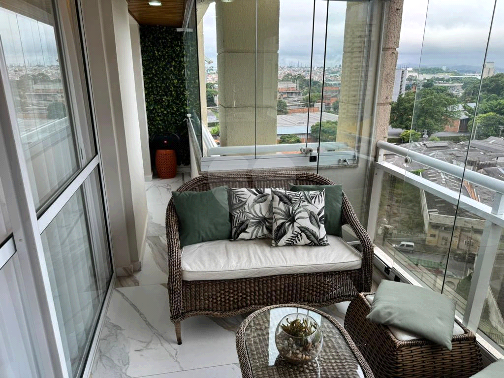Apartamento com varanda gourmet à venda no Centro de Santo André