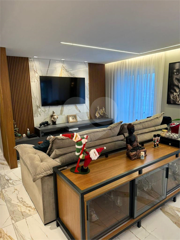 Apartamento com varanda gourmet à venda no Centro de Santo André
