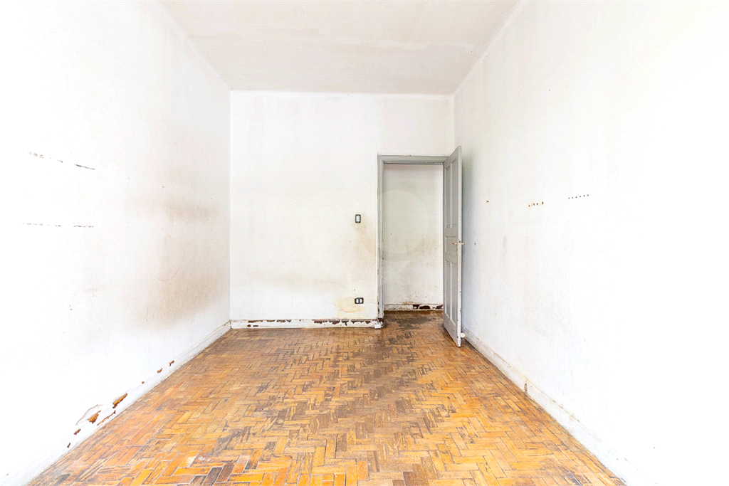 APARTAMENTO em BOM RETIRO