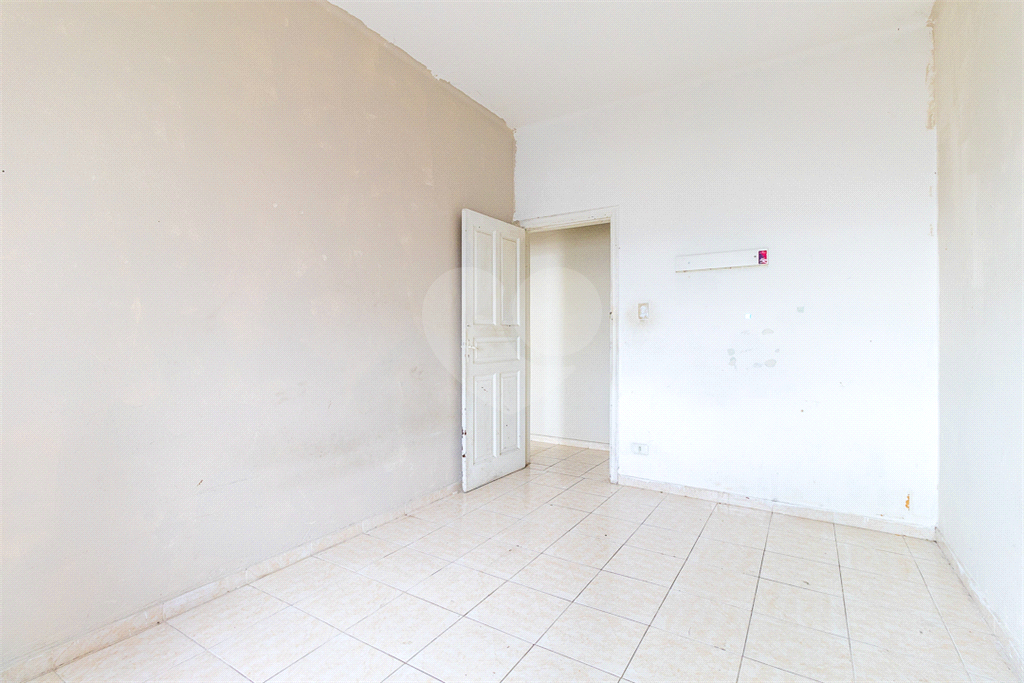 APARTAMENTO em BOM RETIRO