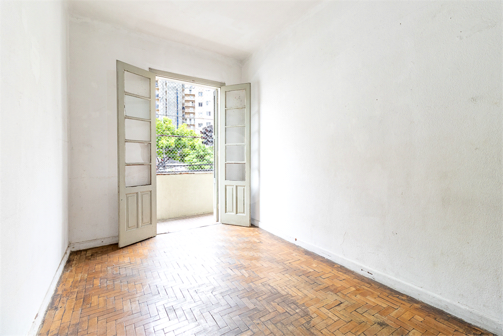 APARTAMENTO em BOM RETIRO