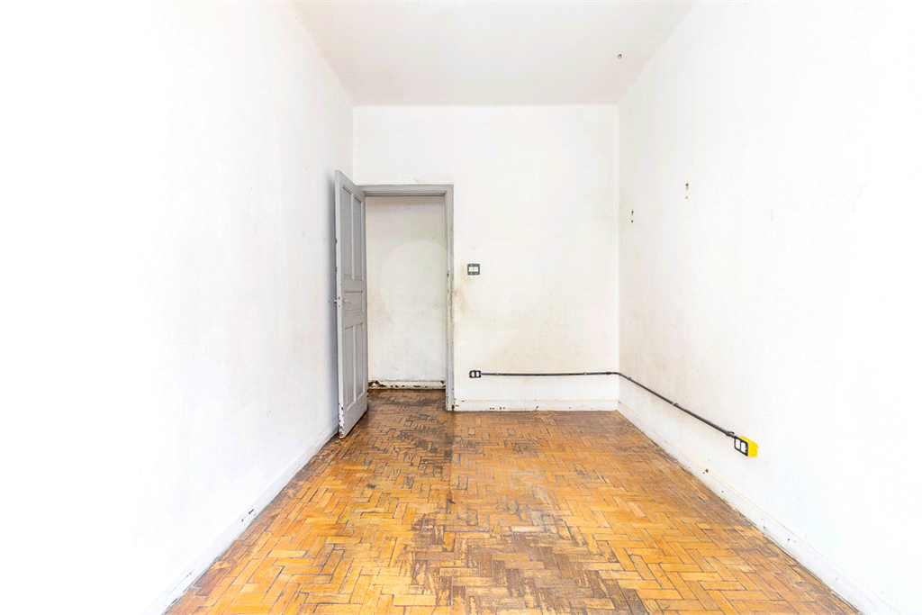 APARTAMENTO em BOM RETIRO