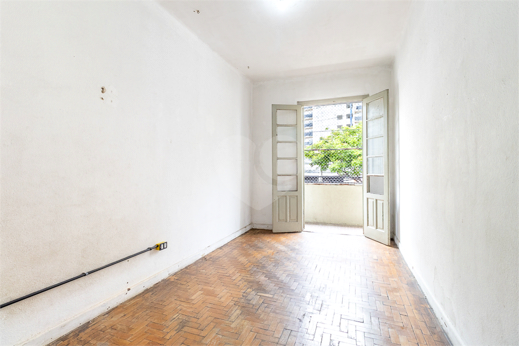 APARTAMENTO em BOM RETIRO