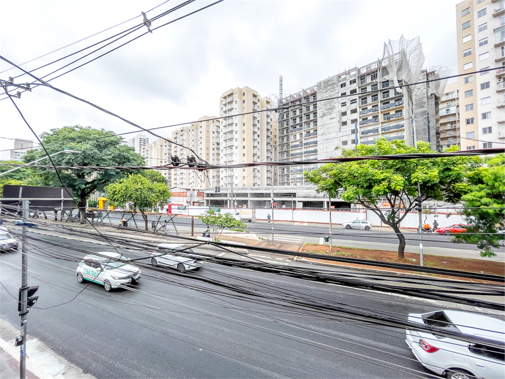 APARTAMENTO em BOM RETIRO
