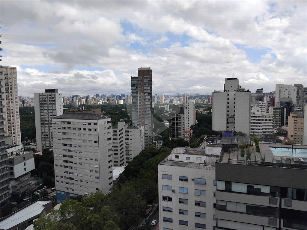 Studio mobiliado à venda | 19 m² | na Oscar Freire