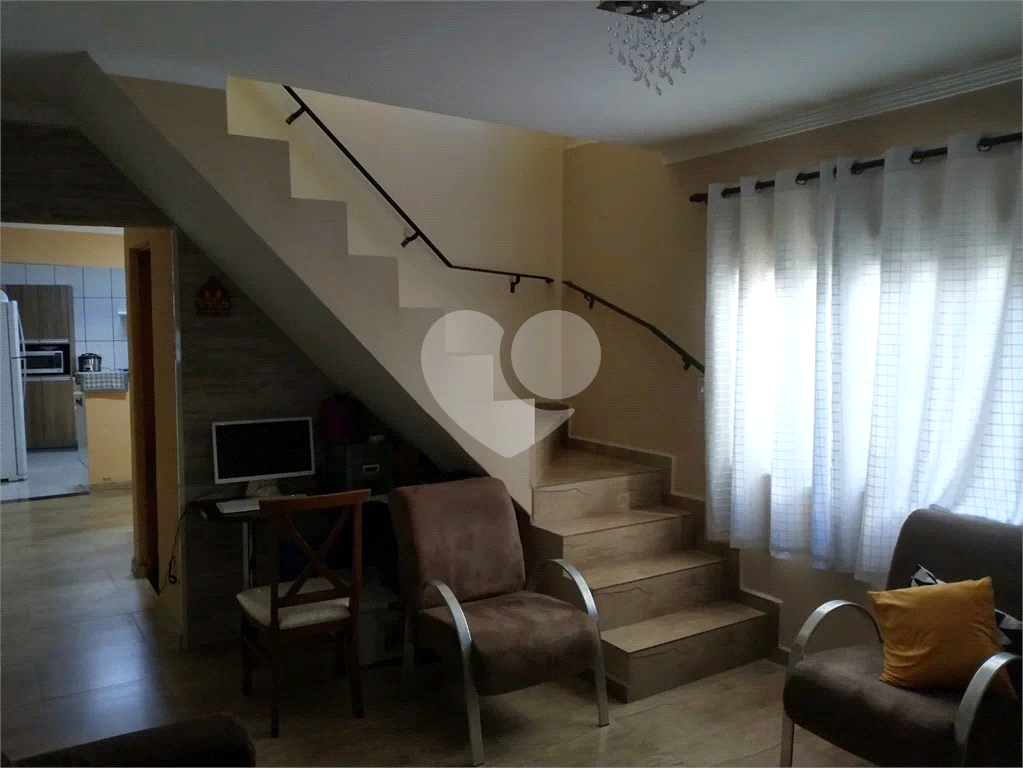 Casa à venda com 3 quartos, 200m² - Foto 18