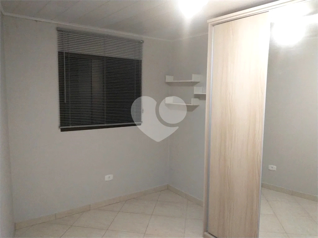 Casa à venda com 3 quartos, 200m² - Foto 11