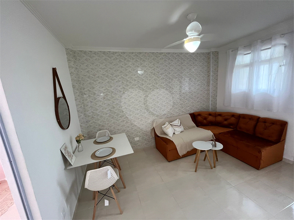 Apartamento Guilhermina 1 dormitório