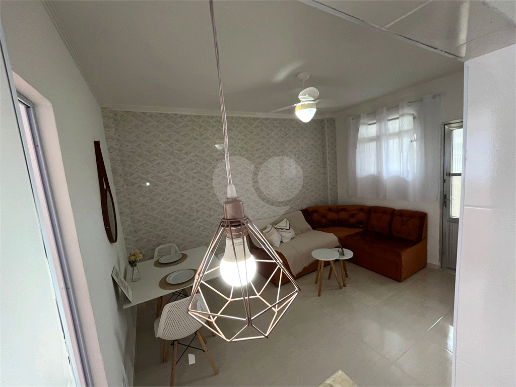 Apartamento Guilhermina 1 dormitório