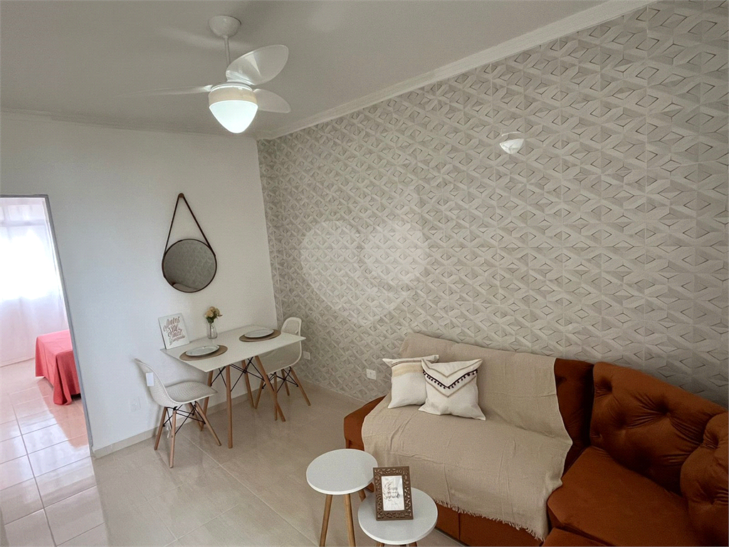 Apartamento Guilhermina 1 dormitório