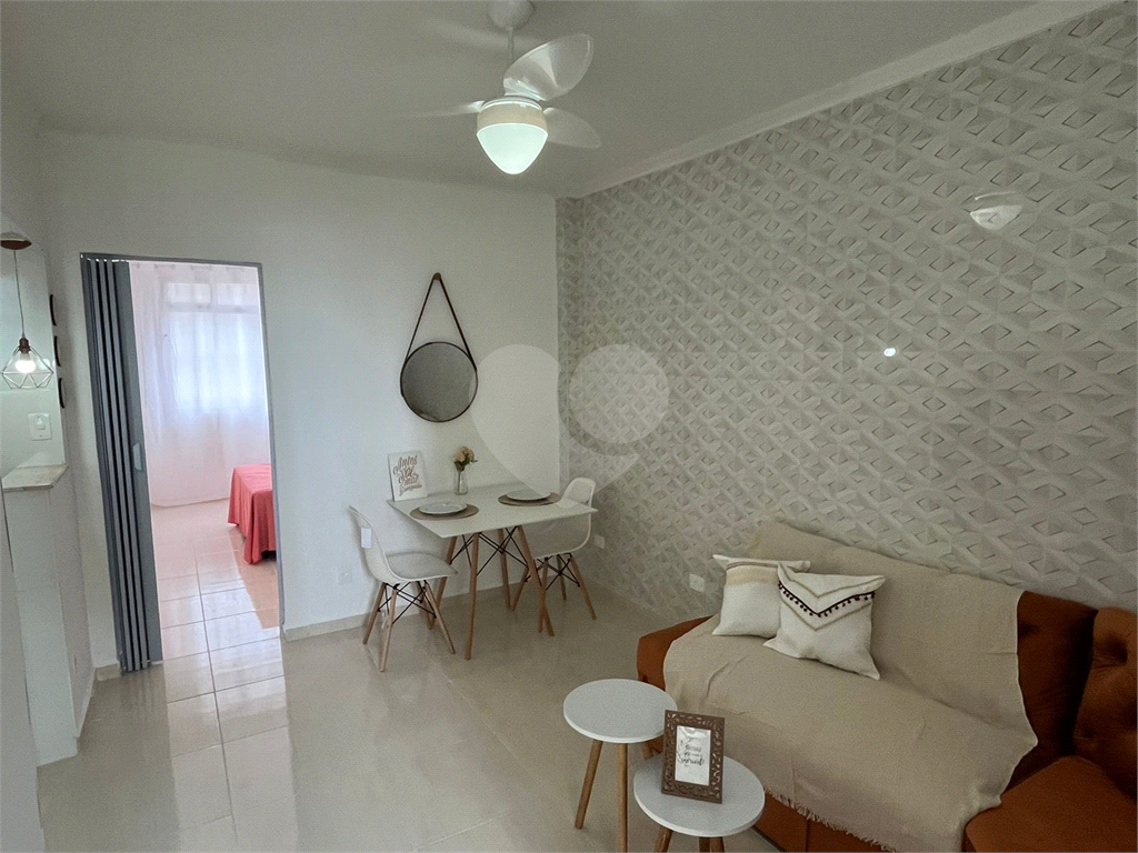 Apartamento Guilhermina 1 dormitório