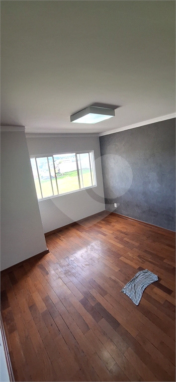 Apartamento para alugar com 3 quartos, 70m² - Foto 2