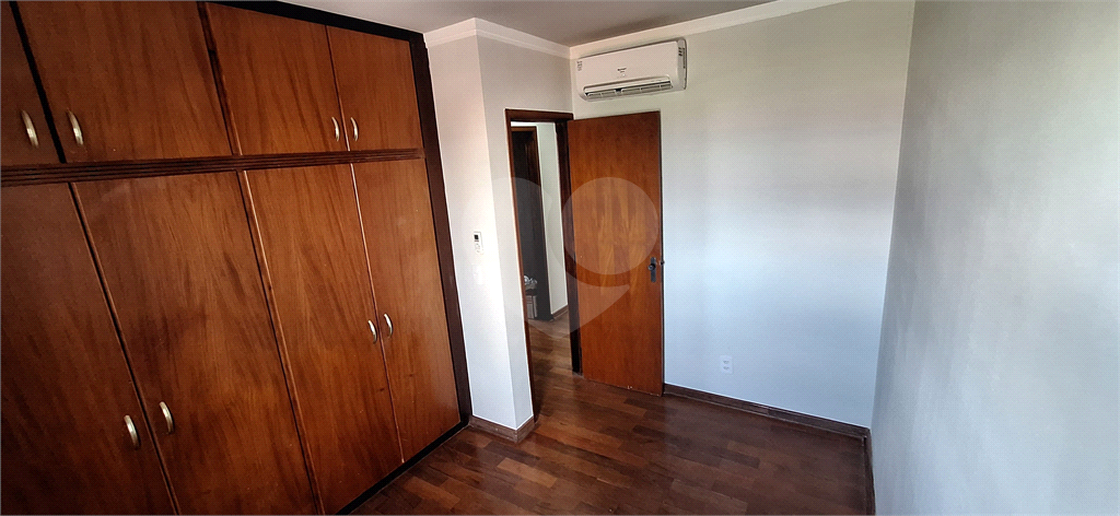 Apartamento para alugar com 3 quartos, 70m² - Foto 11