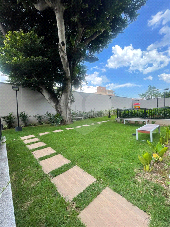 Apartamento à venda com 2 quartos, 69m² - Foto 37