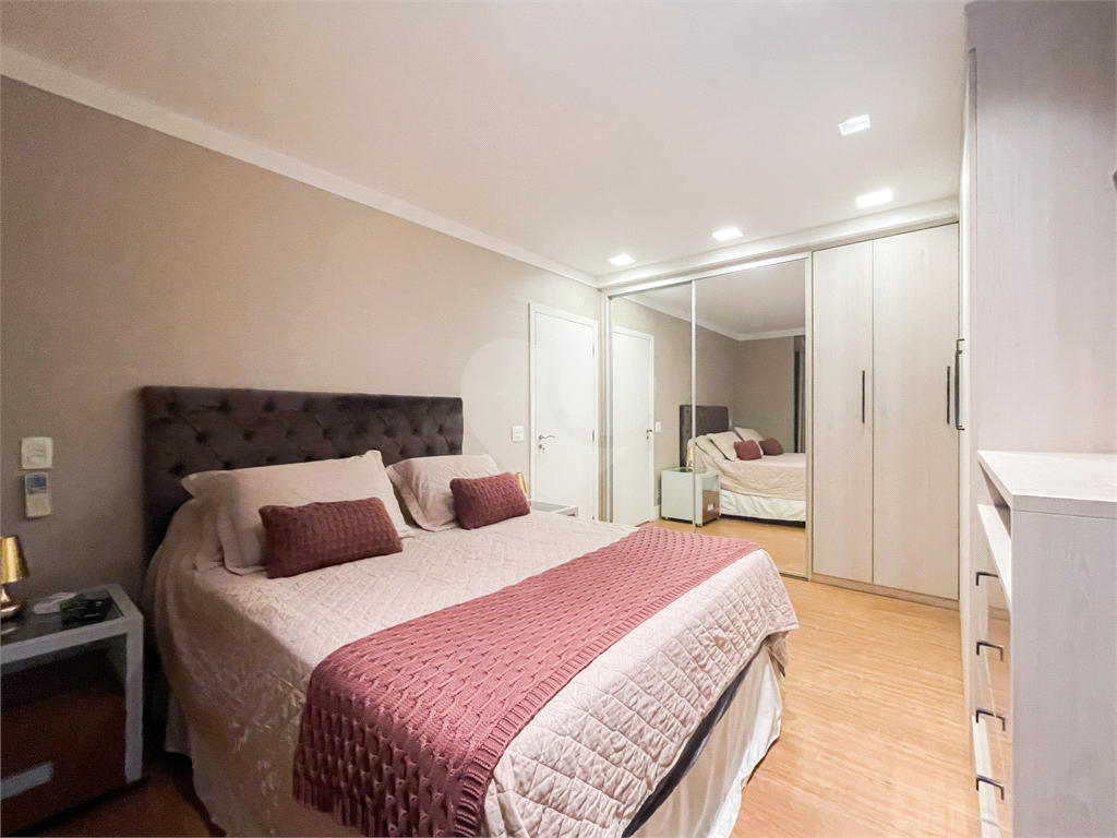 Apartamento - Vila Mariana - 4 Dormitórios - 2 Suítes - 2 Vagas - Venda / Compra