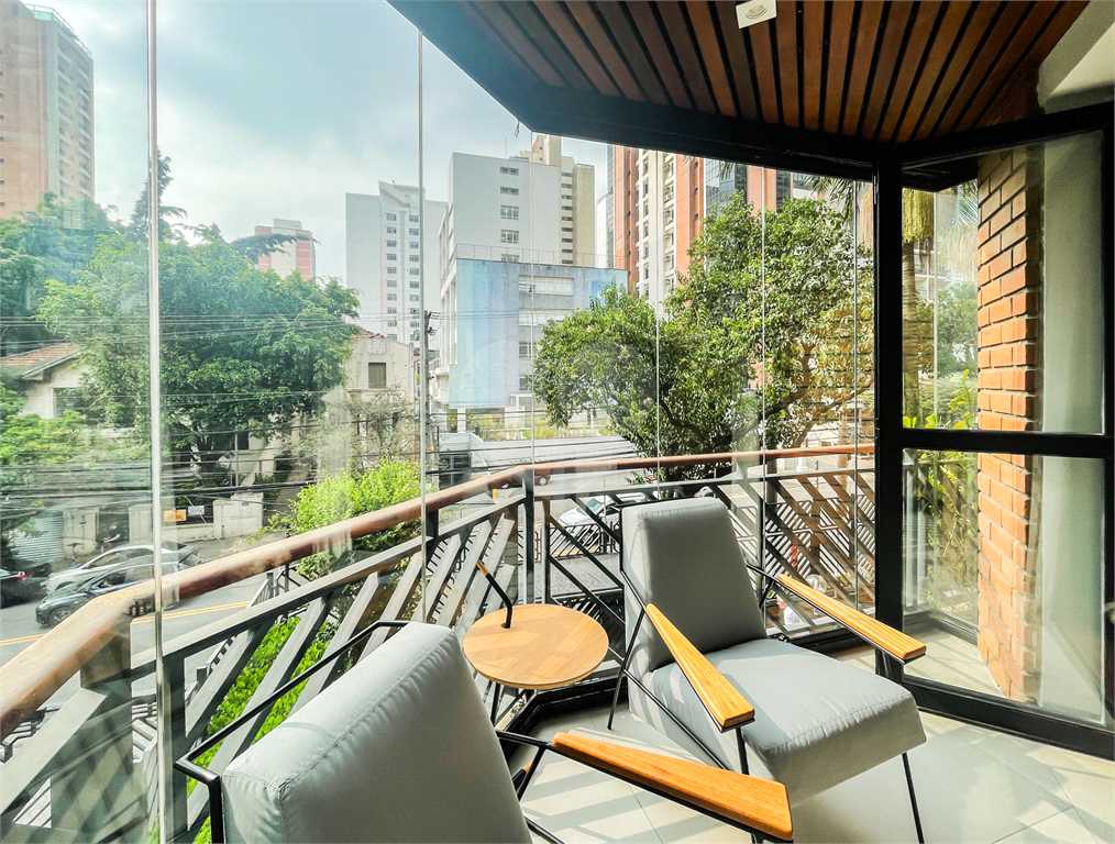 Apartamento - Vila Mariana - 4 Dormitórios - 2 Suítes - 2 Vagas - Venda / Compra
