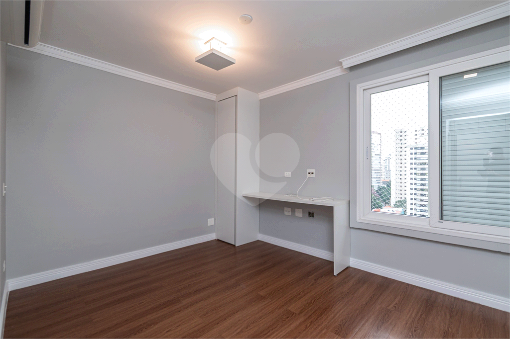 Apartamento - Perdizes - 3 Dormitórios - 113 m²