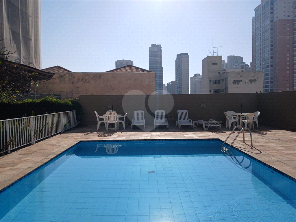 Apartamento - Perdizes - 3 Dormitórios - 113 m²
