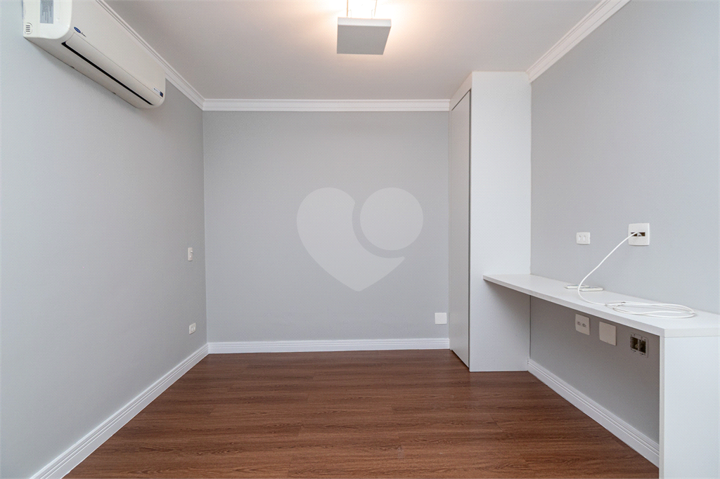 Apartamento - Perdizes - 3 Dormitórios - 113 m²