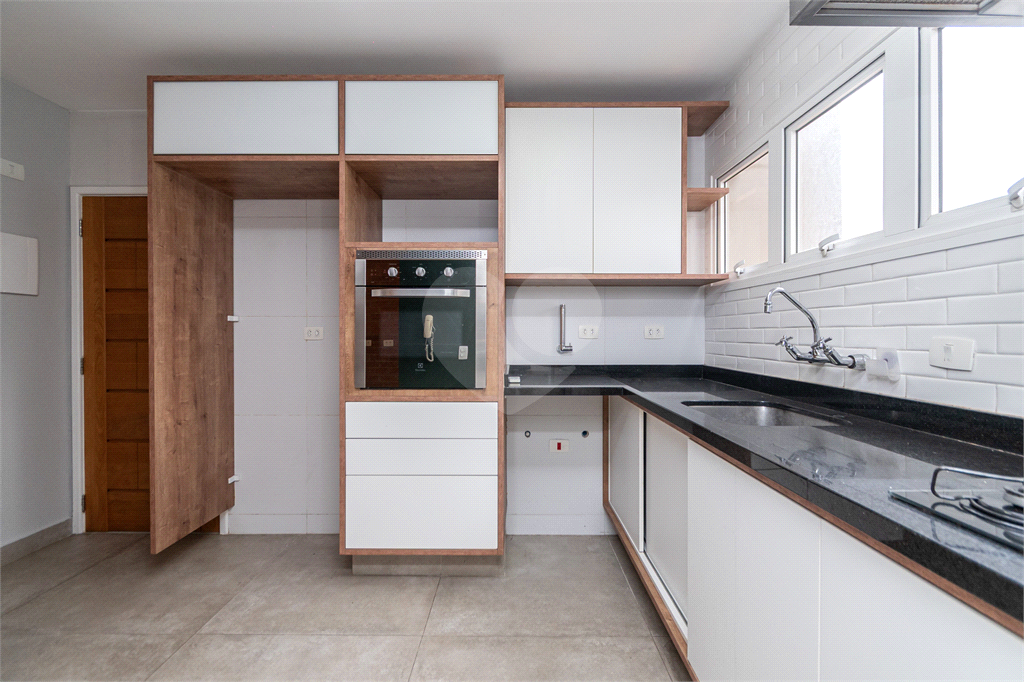 Apartamento - Perdizes - 3 Dormitórios - 113 m²