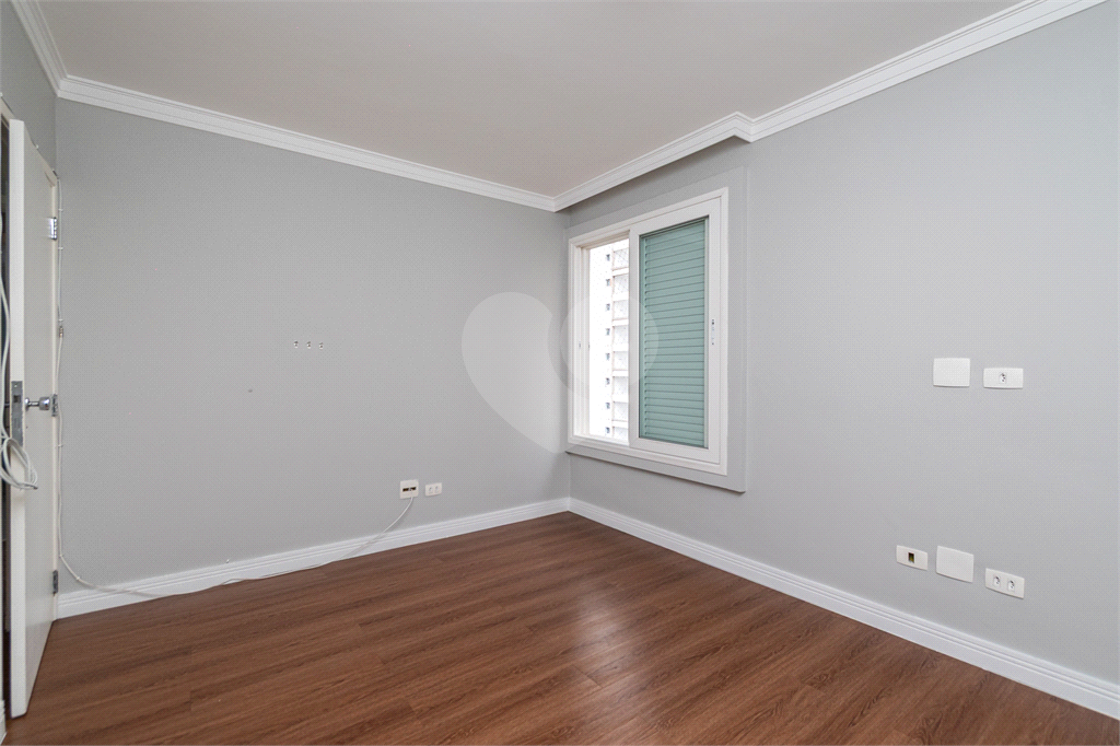 Apartamento - Perdizes - 3 Dormitórios - 113 m²