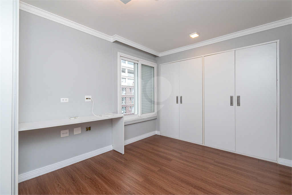 Apartamento - Perdizes - 3 Dormitórios - 113 m²