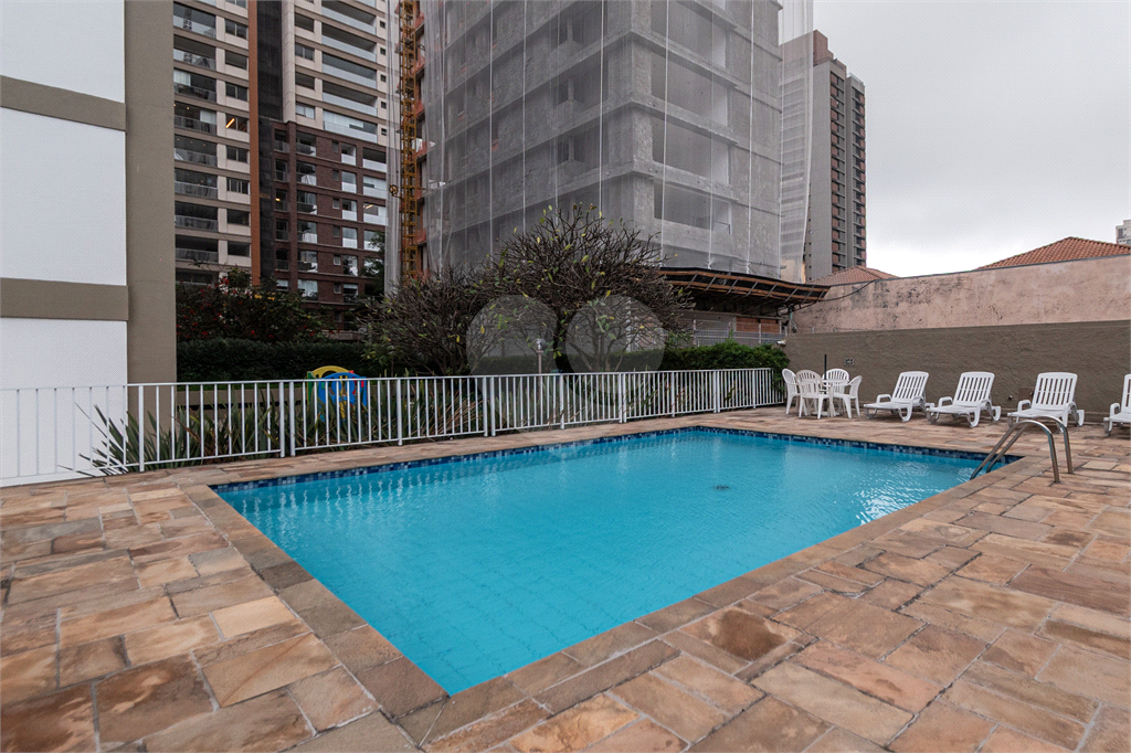 Apartamento - Perdizes - 3 Dormitórios - 113 m²