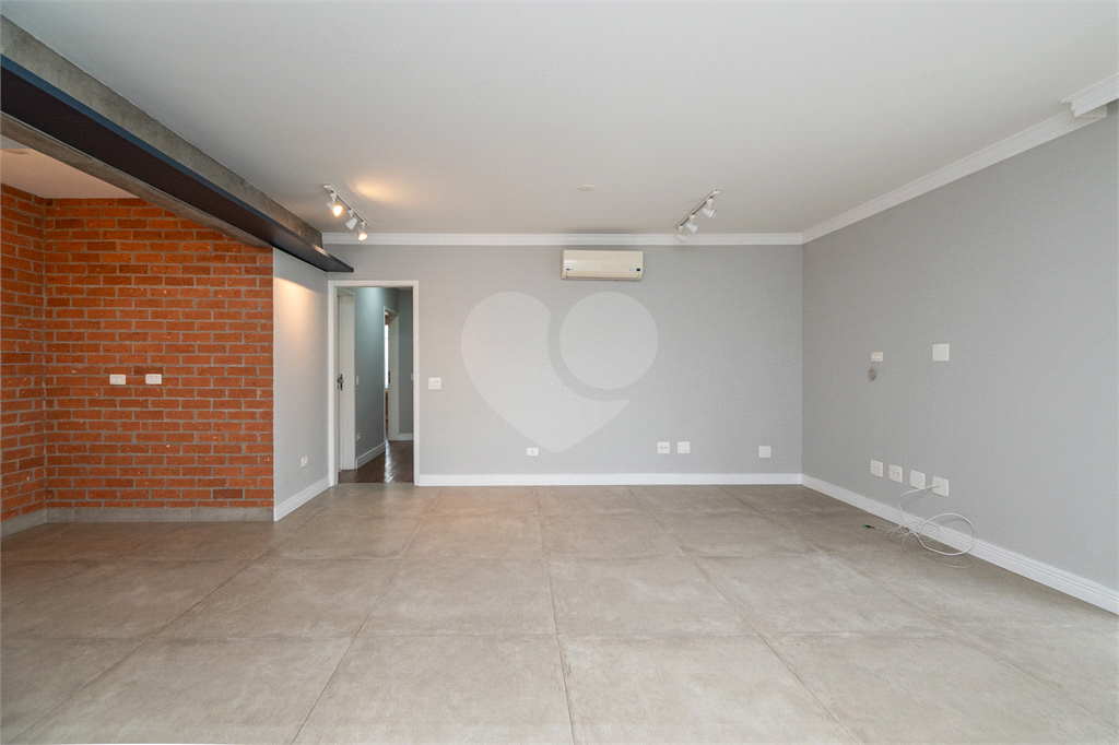 Apartamento - Perdizes - 3 Dormitórios - 113 m²