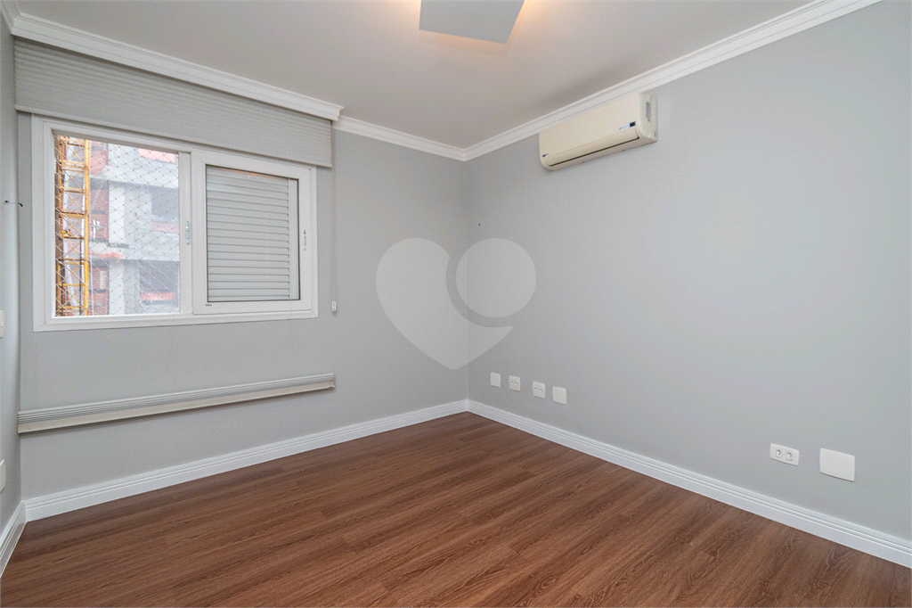 Apartamento - Perdizes - 3 Dormitórios - 113 m²