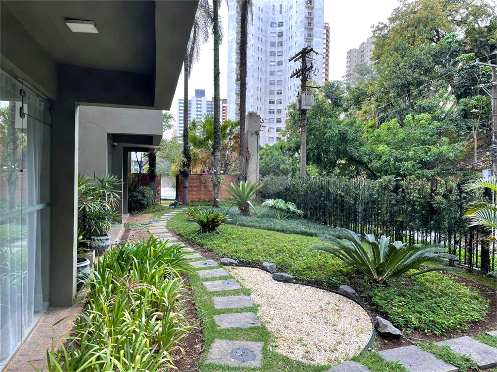 APARTAMENTO em JARDIM SUL