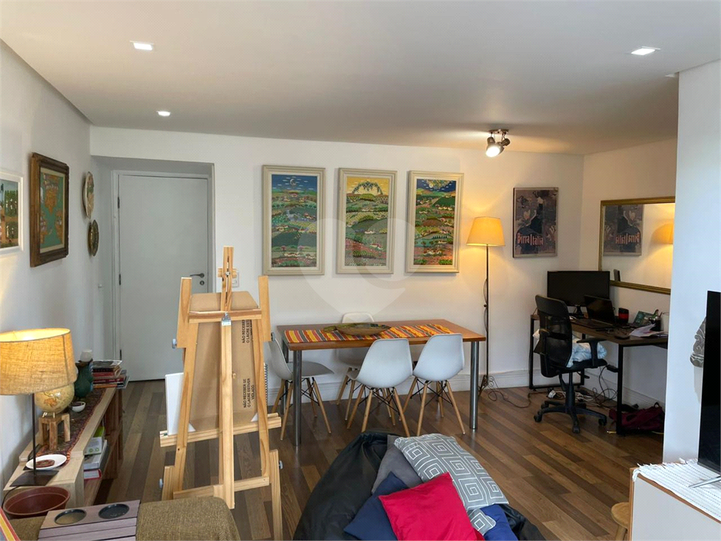 APARTAMENTO em JARDIM SUL