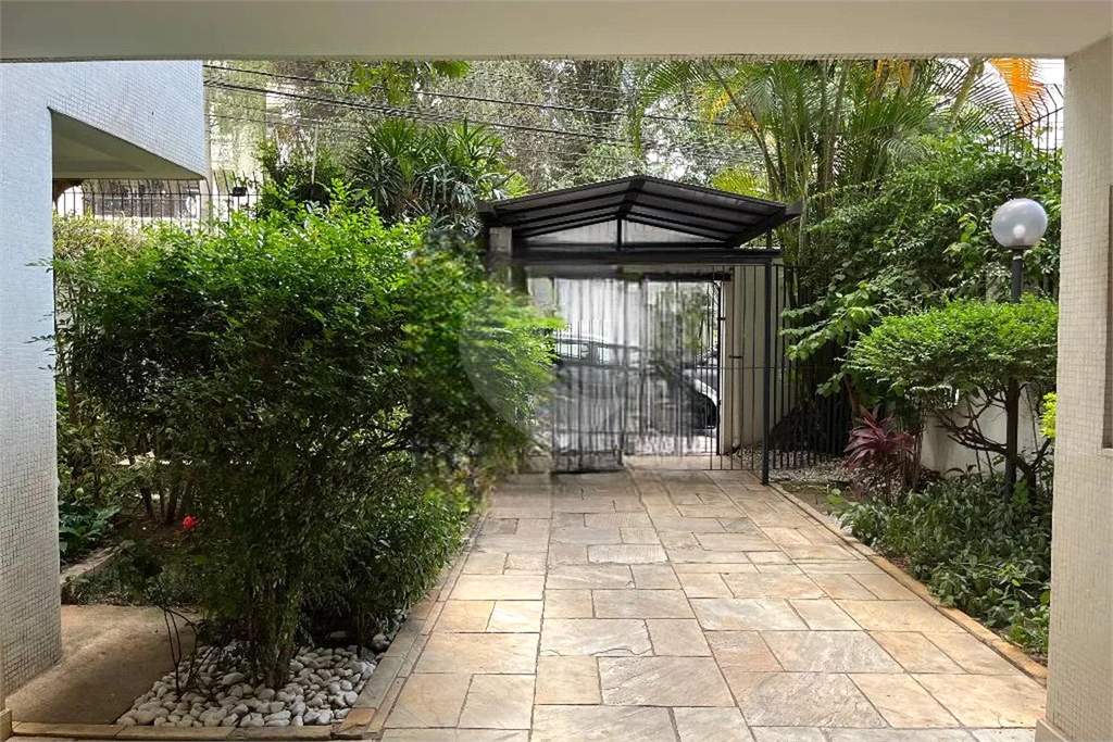 Apartamento à venda com 68m², 3 quartos e 1 vaga Perdizes 